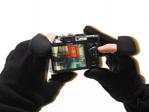 Freehands Fleece Finger Cap Gloves - Image 3